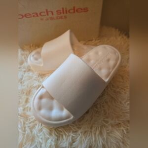 J/Slides White Squish Eva Stephie Slip on Sandals Size 6